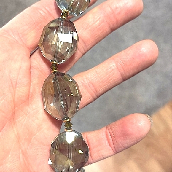 VINTAGE LARGE CHUNKY FACETED GLASS  TOGGLE CLASP 7.5" BRACELET - Picture 7 of 10